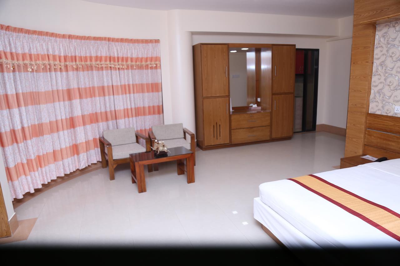 סילט Hotel Garden Inn מראה חיצוני תמונה