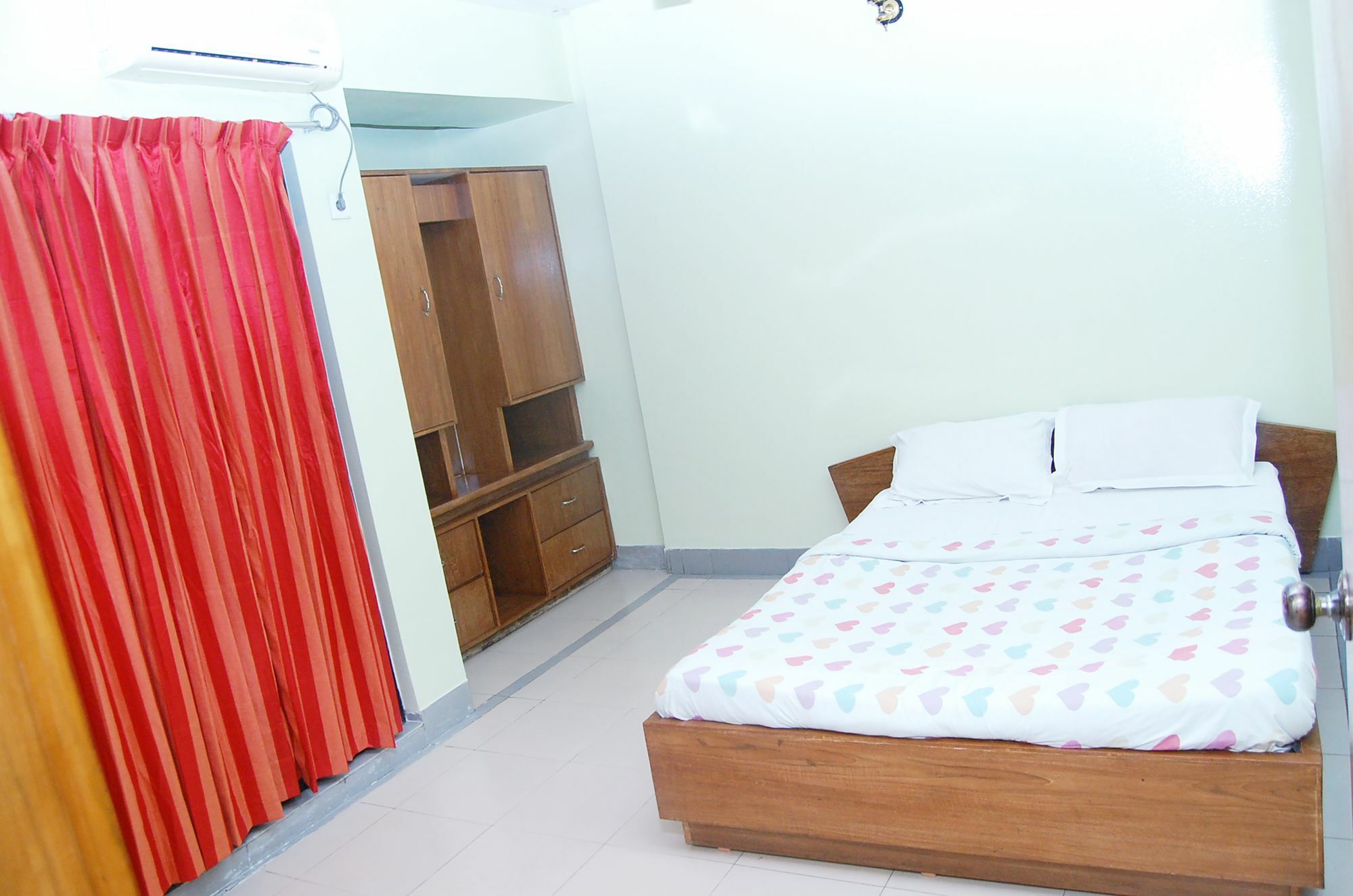 סילט Hotel Garden Inn מראה חיצוני תמונה