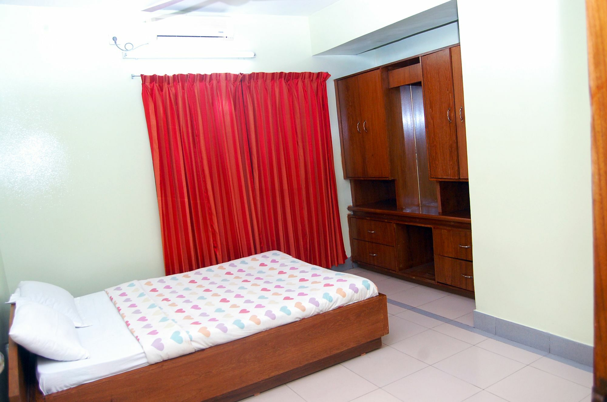 סילט Hotel Garden Inn מראה חיצוני תמונה